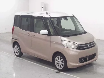 Mitsubishi EK SPACE