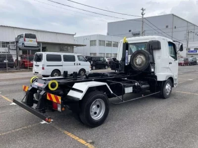Mitsubishi FUSO FIGHTER