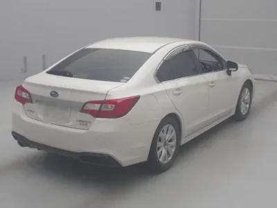 Subaru LEGACY B4