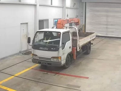 Isuzu ELF