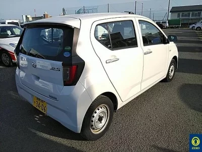 Daihatsu MIRA E S
