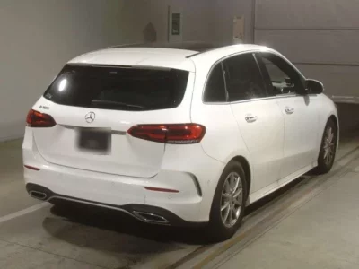 Mercedes-Benz B CLASS