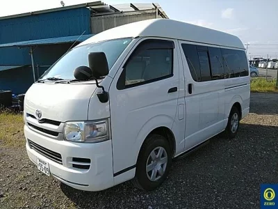 Toyota HIACE REGIUS