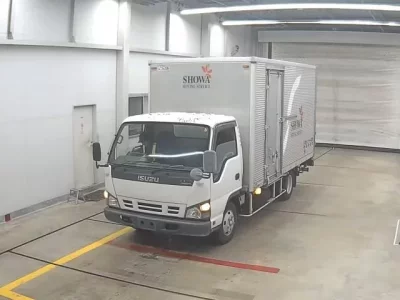 Isuzu ELF