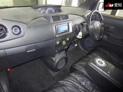 Toyota BB