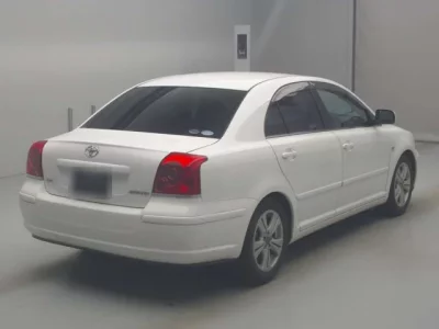 Toyota AVENSIS SEDAN