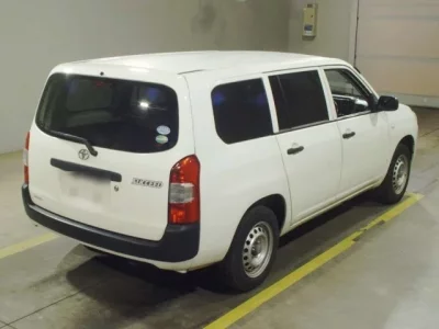 Toyota SUCCEED