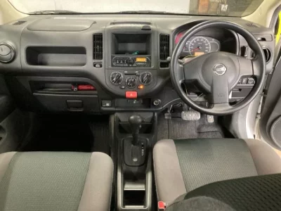 Nissan AD
