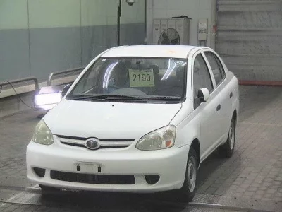 Toyota PLATZ