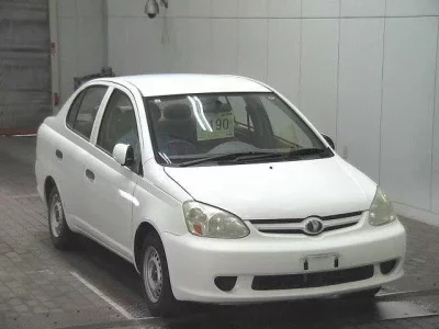 Toyota PLATZ
