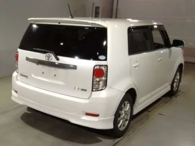 Toyota COROLLA RUMION