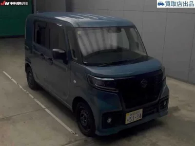 Suzuki SPACIA BASE