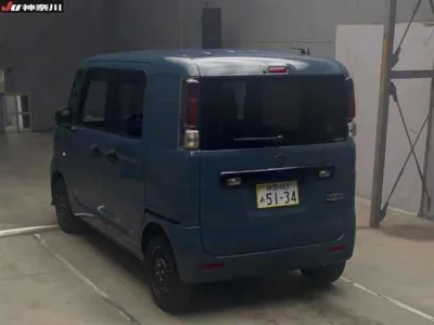 Suzuki SPACIA BASE