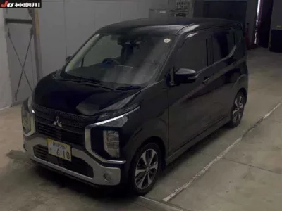 Mitsubishi EK X