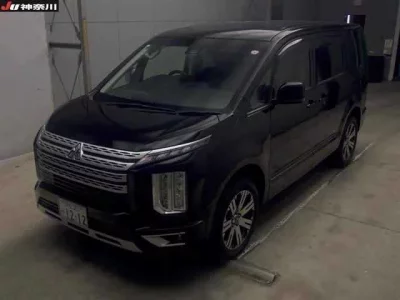 Mitsubishi DELICA D5