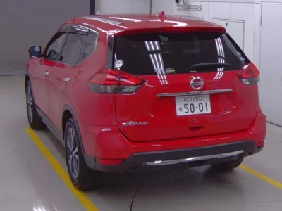 Nissan X-TRAIL