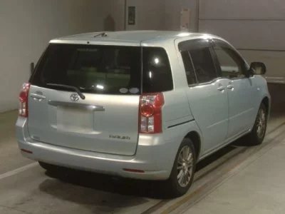 Toyota RAUM