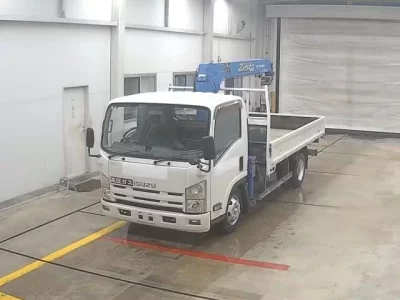 Isuzu ELF