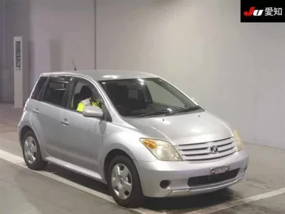 Toyota IST