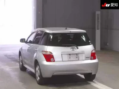 Toyota IST