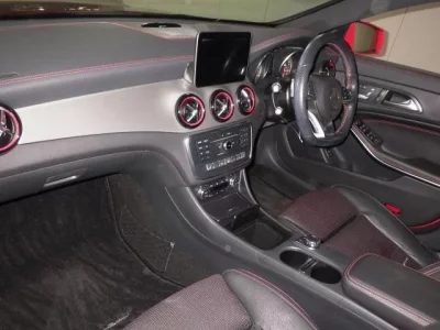 Mercedes-Benz CLA CLASS