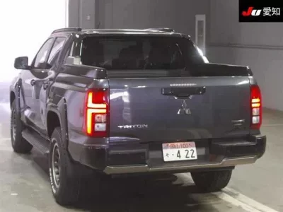 Mitsubishi TRITON