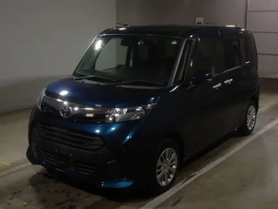 Toyota TANK