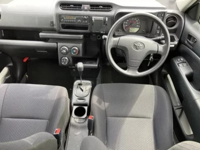 Toyota SUCCEED