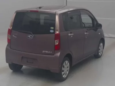 Subaru STELLA