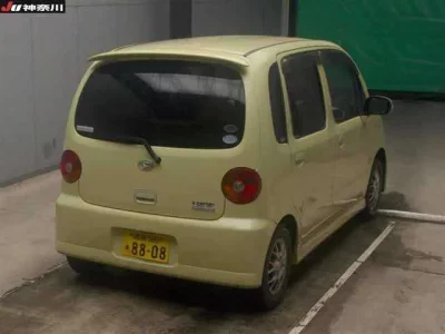 Daihatsu MOVE LATTE