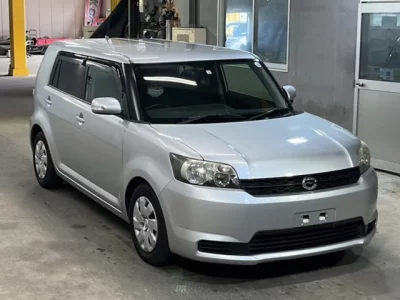 Toyota COROLLA RUMION