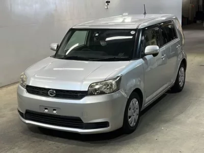 Toyota COROLLA RUMION