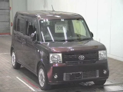 Toyota PIXIS SPACE
