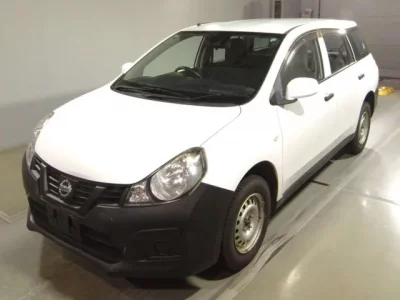 Nissan AD
