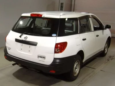 Nissan AD
