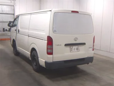 Toyota HIACE VAN