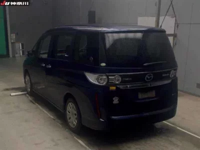 Mazda BIANTE