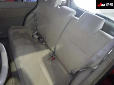 Toyota RAUM