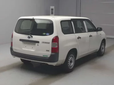 Toyota SUCCEED