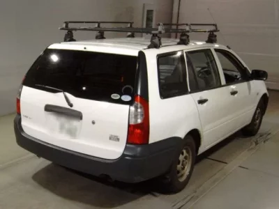 Mitsubishi LANCER VAN