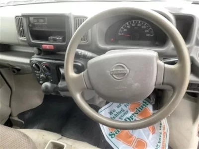 Nissan CLIPPER VAN
