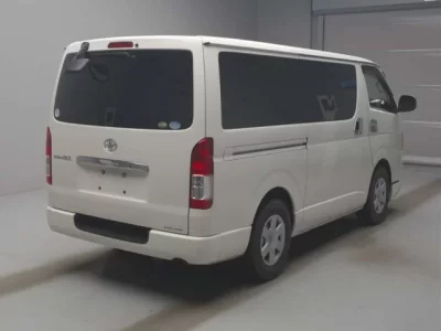 Toyota REGIUS ACE VAN