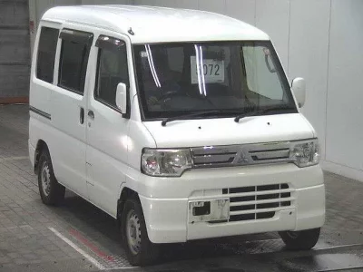 Mitsubishi MINICAB VAN