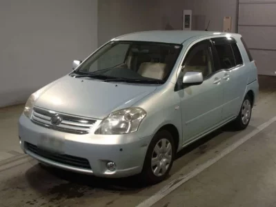 Toyota RAUM