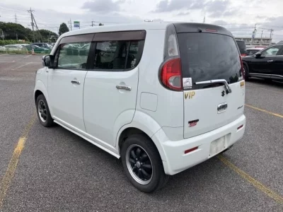 Suzuki MRWAGON