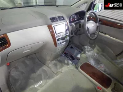 Toyota IPSUM