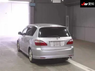 Toyota IPSUM