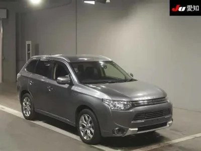 Mitsubishi OUTLANDER PHEV