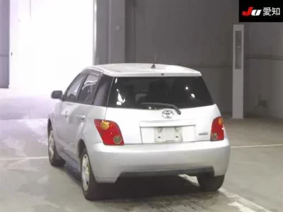 Toyota IST