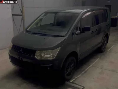 Mitsubishi DELICA D5